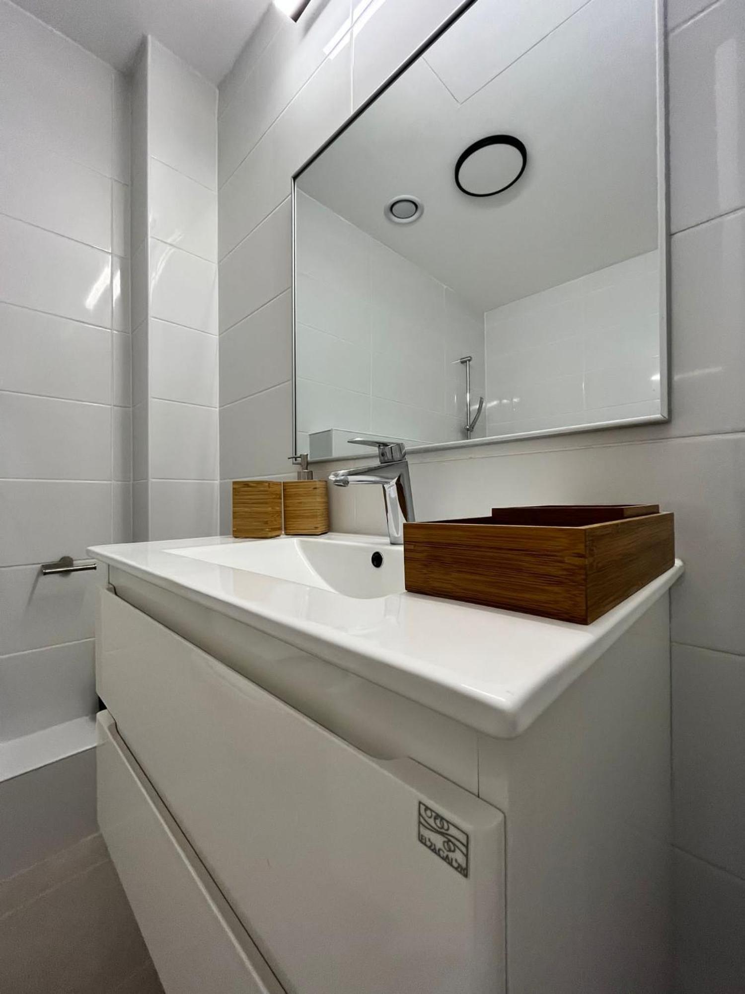 New Luxuries 3 Bedroom Apartment In J Tower เยรูซาเลม ภายนอก รูปภาพ
